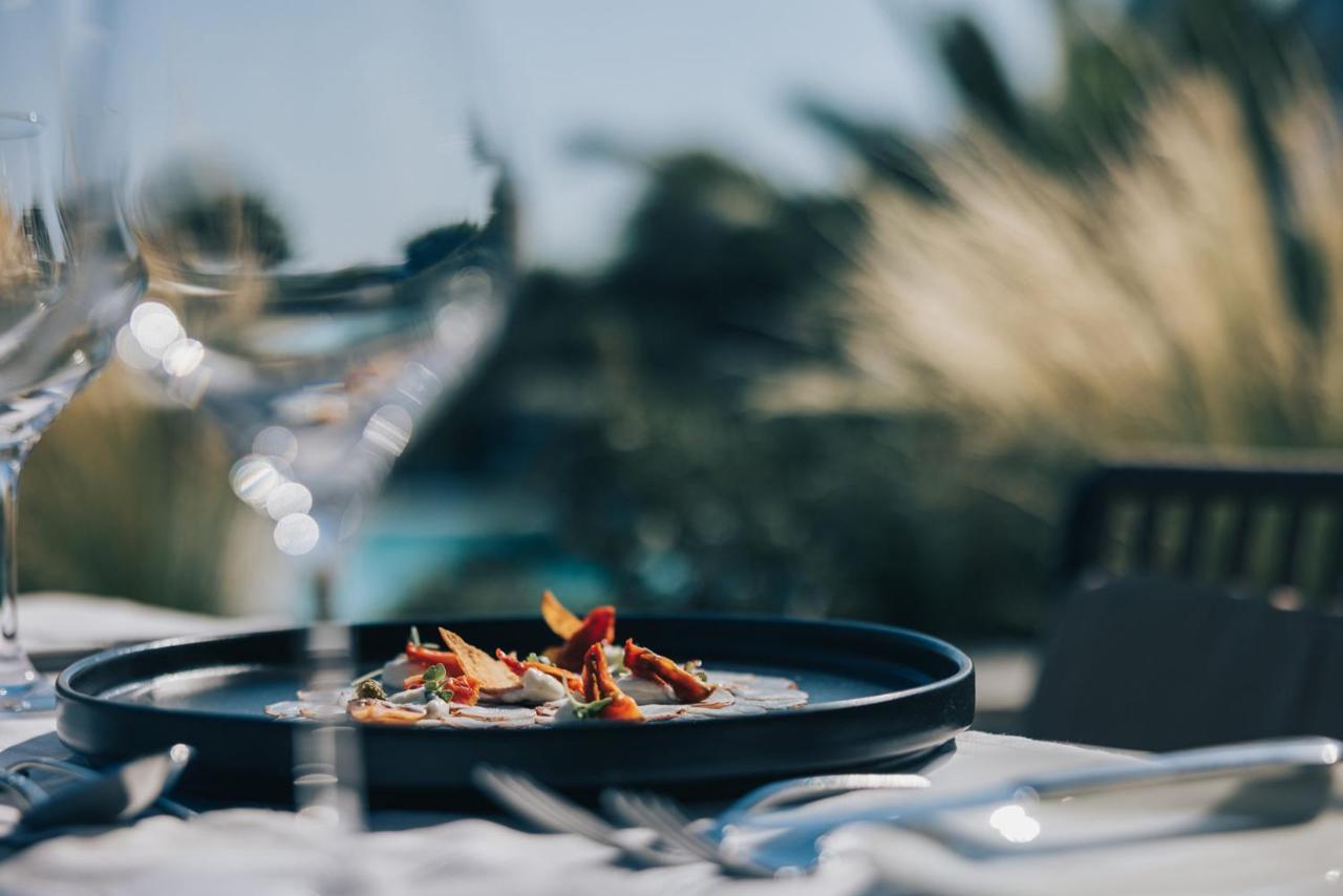 Crowne Plaza Limassol By Ihg Hotel Exterior foto