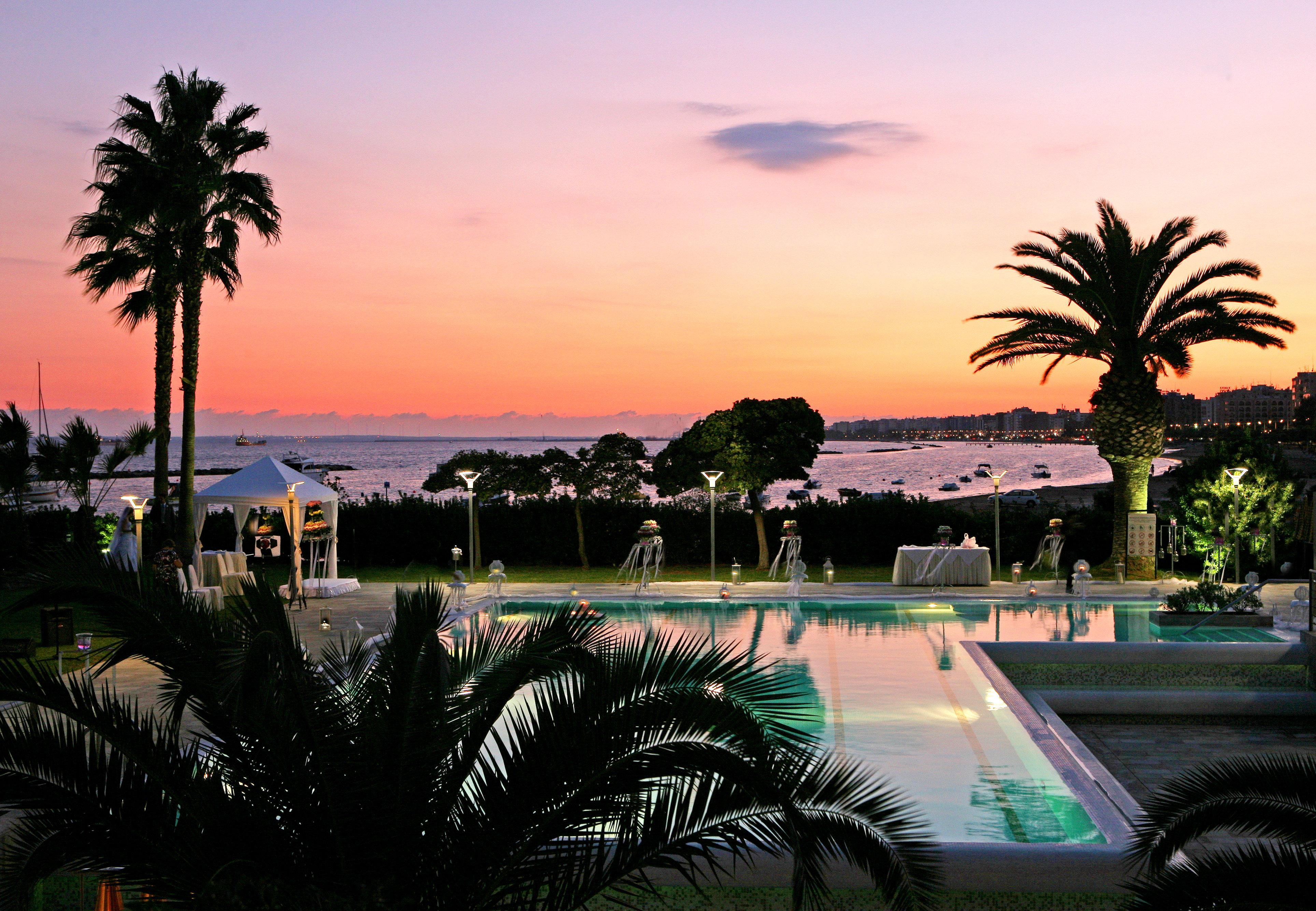 Crowne Plaza Limassol By Ihg Hotel Exterior foto