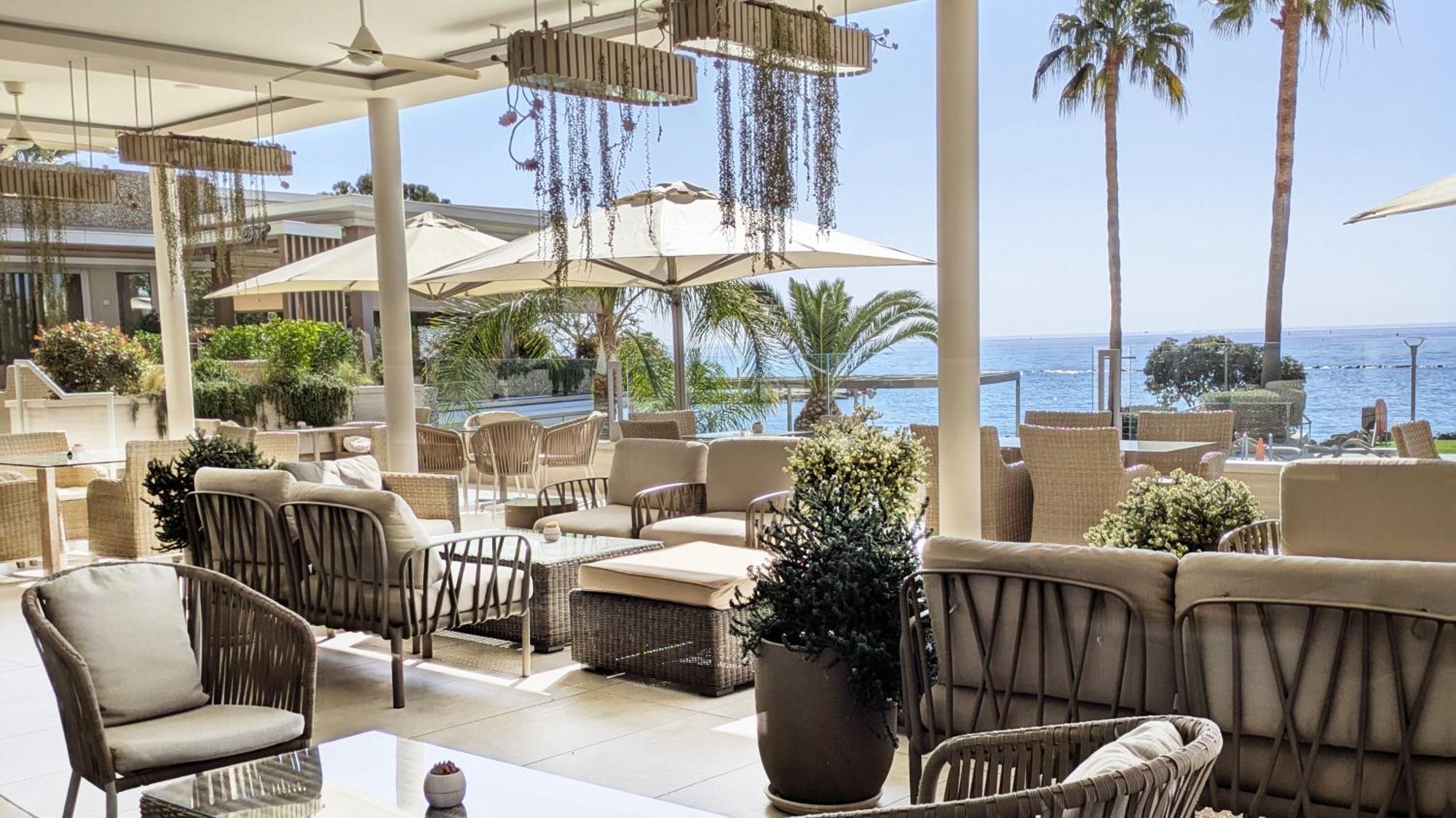 Crowne Plaza Limassol By Ihg Hotel Exterior foto